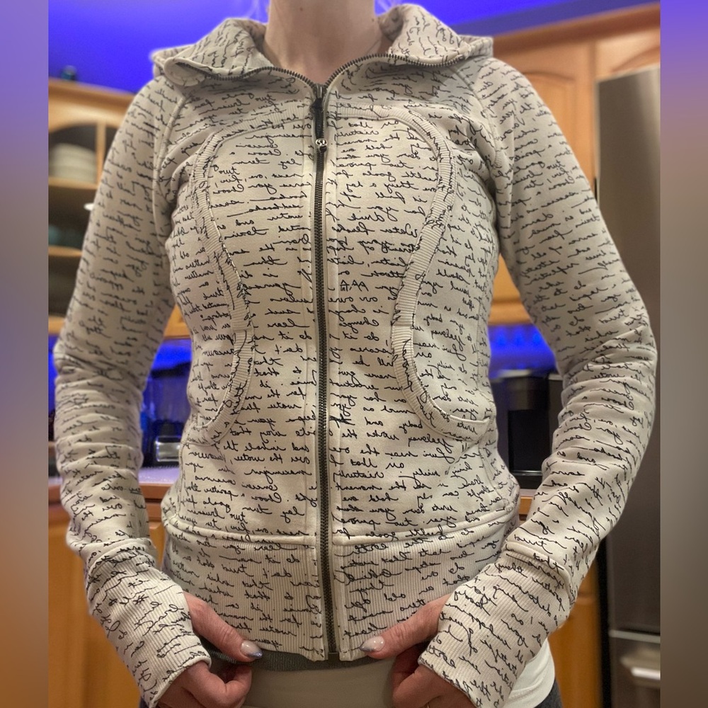 Lululemon Athletica Scuba Hoodie II Manifesto Black Script Ghost Size 4